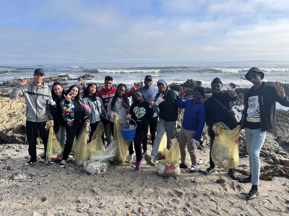Two Oceans Aquarium (7) Trash Bash
