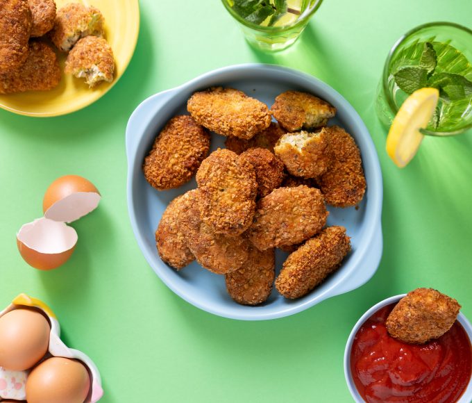 Eggs are affordable, quick and packed with protein. Here’s why they are ideal for school meals, plus two family-friendly recipes.